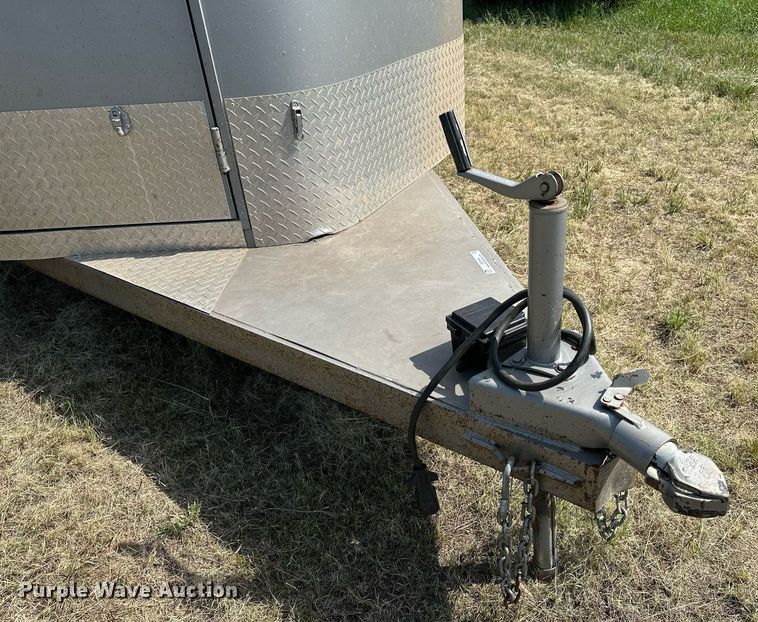 image for item OC9164 2016 Titan Low Pro  livestock trailer