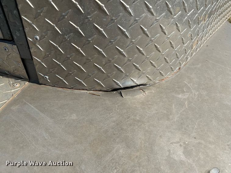 image for item OC9164 2016 Titan Low Pro  livestock trailer