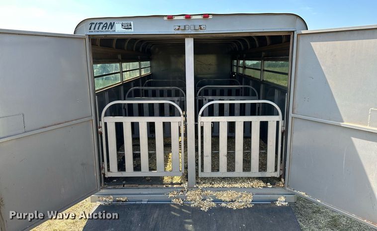 image for item OC9164 2016 Titan Low Pro  livestock trailer