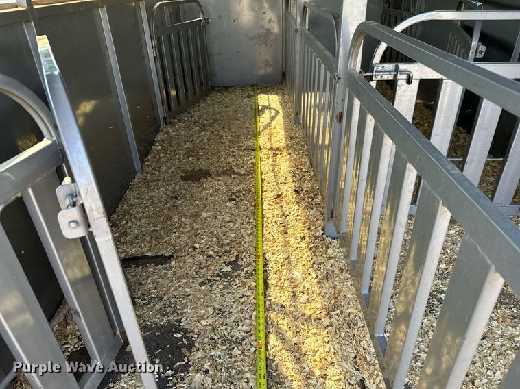 image for item OC9164 2016 Titan Low Pro  livestock trailer