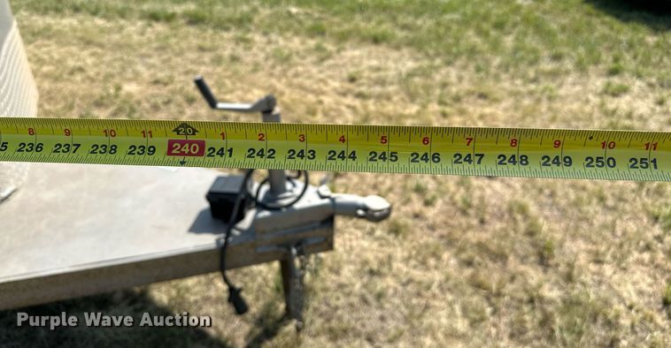 image for item OC9164 2016 Titan Low Pro  livestock trailer