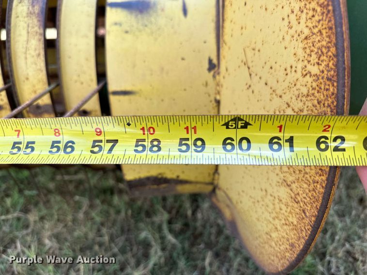 image for item OC9184 John Deere 336  small square baler