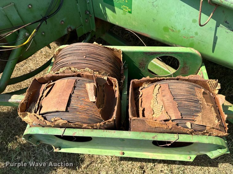 image for item OC9184 John Deere 336  small square baler