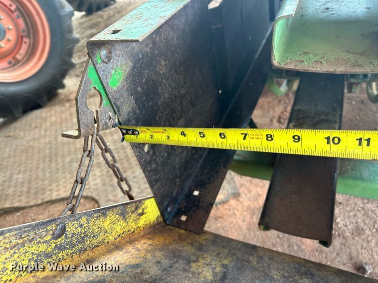 image for item OC9184 John Deere 336  small square baler