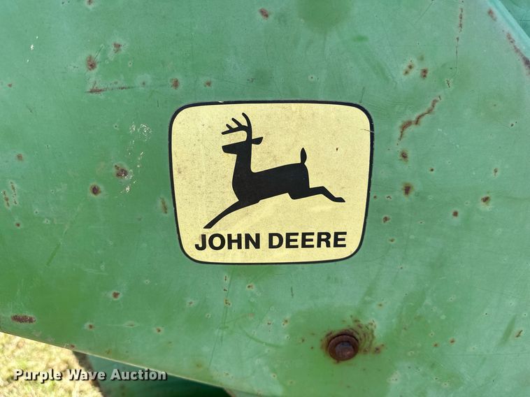 image for item OC9184 John Deere 336  small square baler