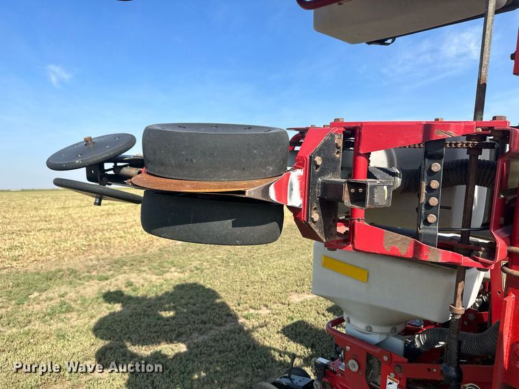 image for item OC9382 White 8100  planter