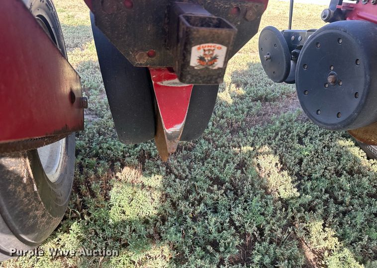 image for item OC9382 White 8100  planter