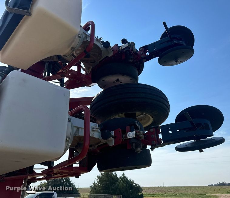 image for item OC9382 White 8100  planter