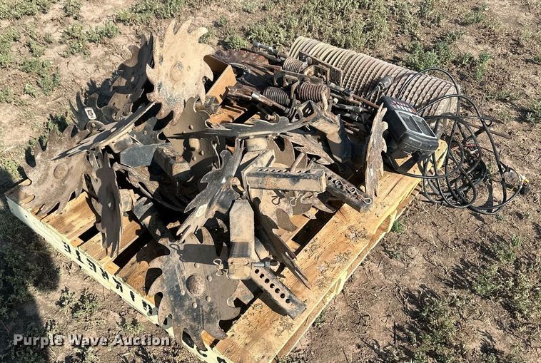 image for item OC9382 White 8100  planter