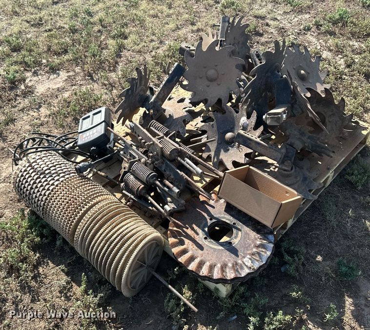 image for item OC9382 White 8100  planter