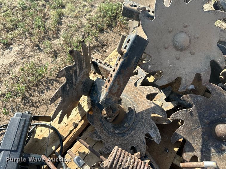 image for item OC9382 White 8100  planter