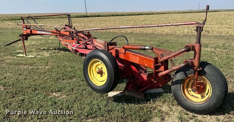 image for item OC9383 Massey Ferguson 880  plow