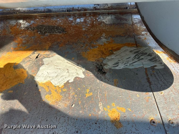 image for item OC9384 AGCO  rigid head