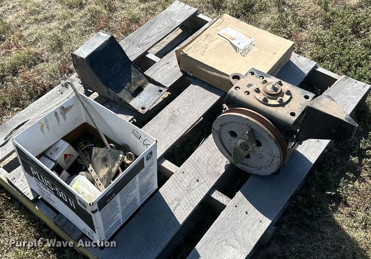 image for item OC9384 AGCO  rigid head