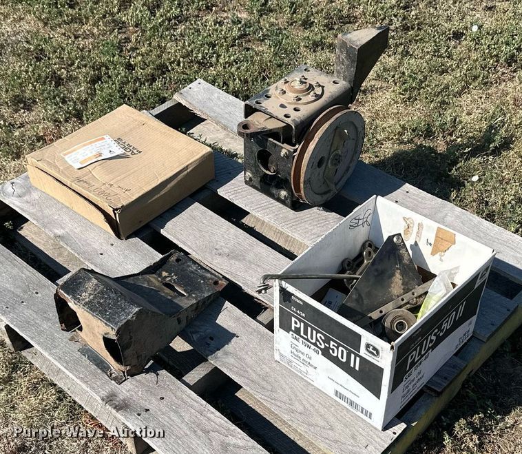 image for item OC9384 AGCO  rigid head