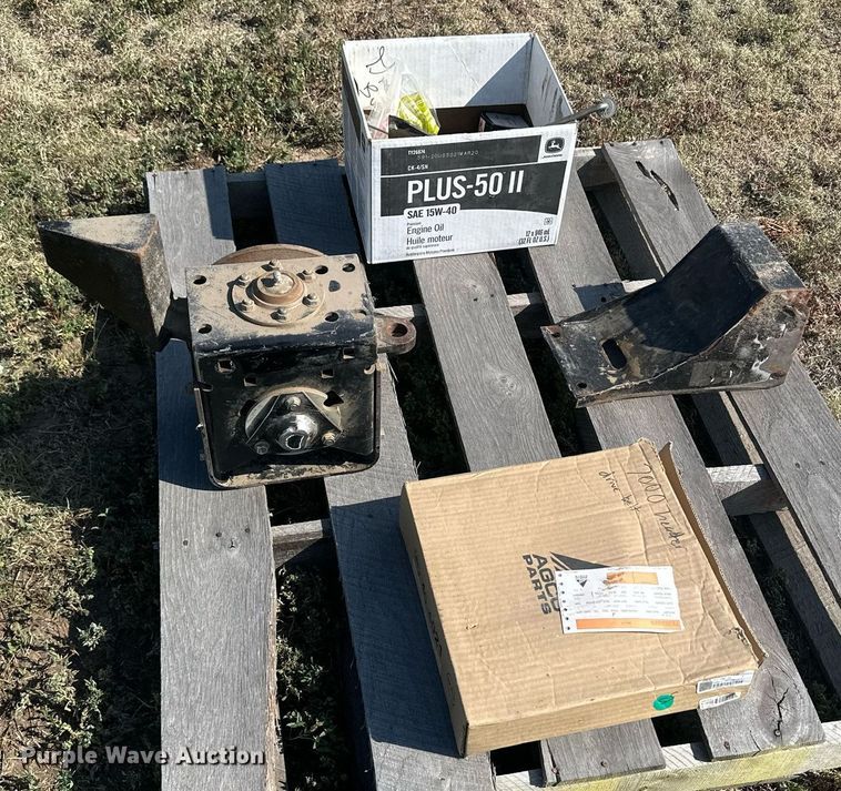 image for item OC9384 AGCO  rigid head