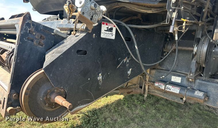 image for item OC9385 1995 Gleaner R72  combine