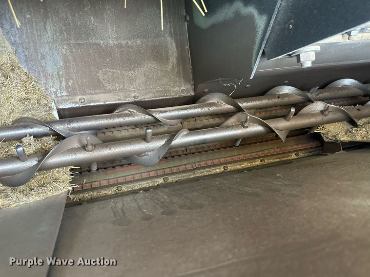 image for item OC9385 1995 Gleaner R72  combine