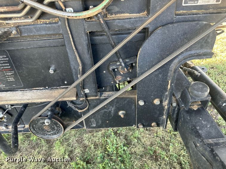 image for item OC9385 1995 Gleaner R72  combine