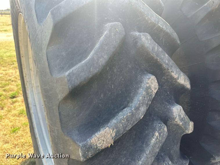 image for item OC9385 1995 Gleaner R72  combine