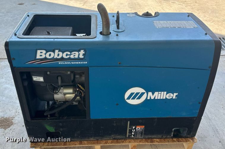 image for item OC9386 Miller Bobcat 225  welder/generator
