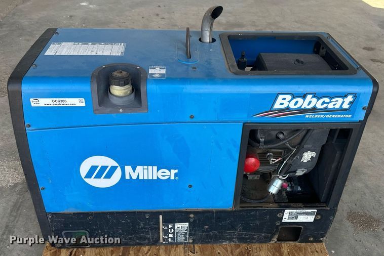 image for item OC9386 Miller Bobcat 225  welder/generator