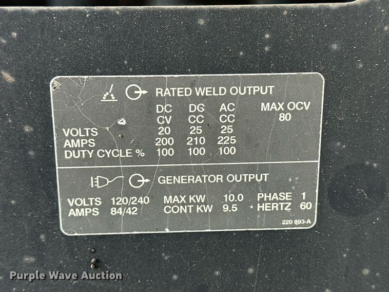 image for item OC9386 Miller Bobcat 225  welder/generator