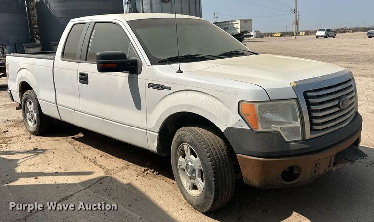 image for item OC9420 2010 Ford F150 XLT SuperCab pickup truck