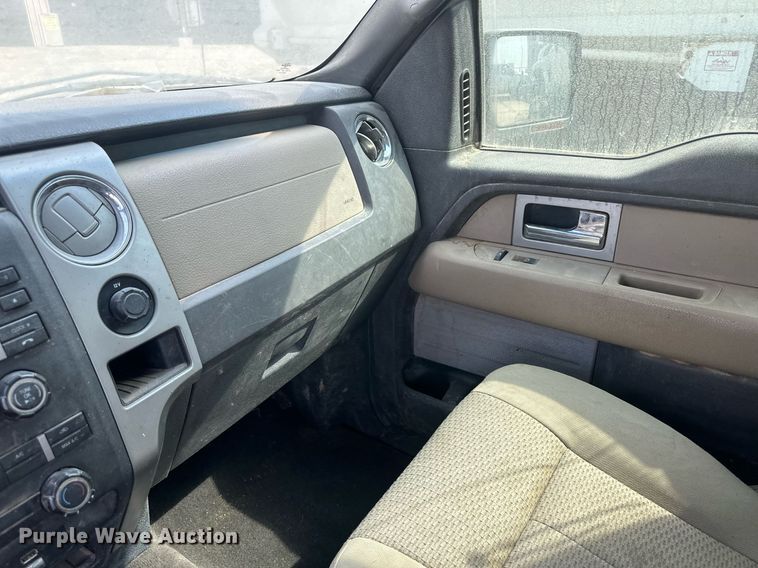 image for item OC9420 2010 Ford F150 XLT SuperCab pickup truck