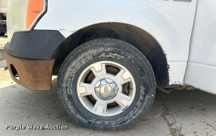 image for item OC9420 2010 Ford F150 XLT SuperCab pickup truck