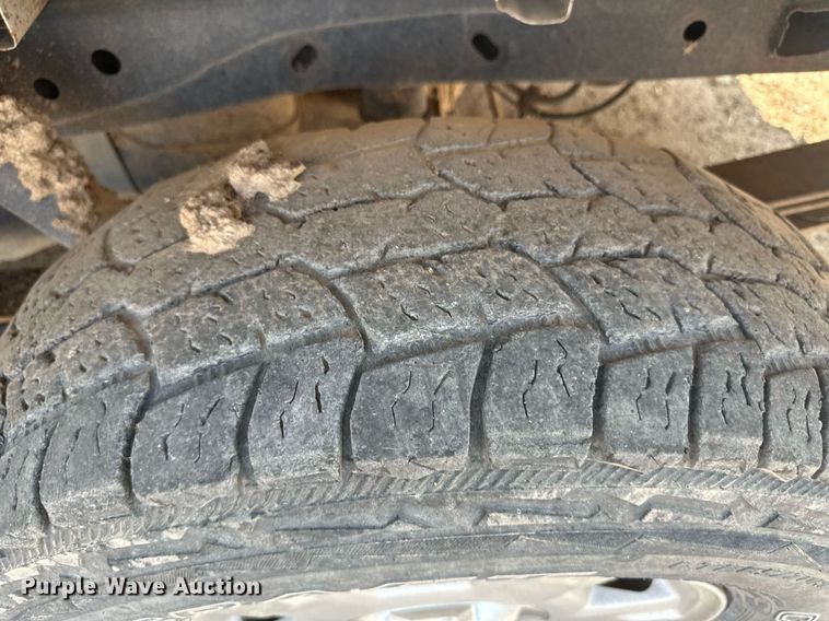 image for item OC9420 2010 Ford F150 XLT SuperCab pickup truck