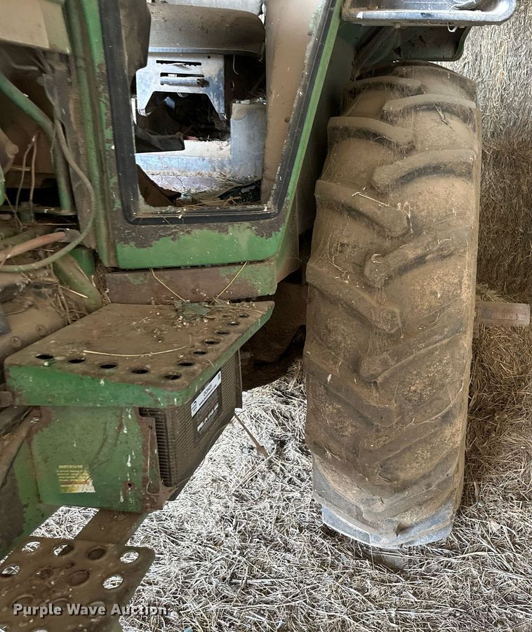 image for item OC9425 John Deere 4430 tractor