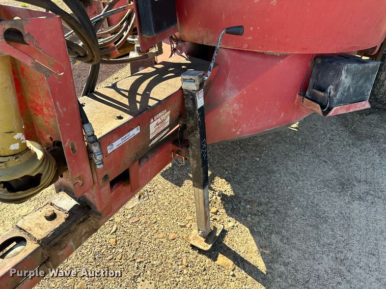 image for item OG9157 RotoMix  425 VXT feed mixer