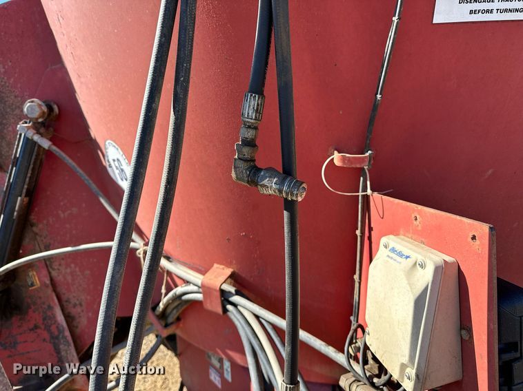 image for item OG9157 RotoMix  425 VXT feed mixer