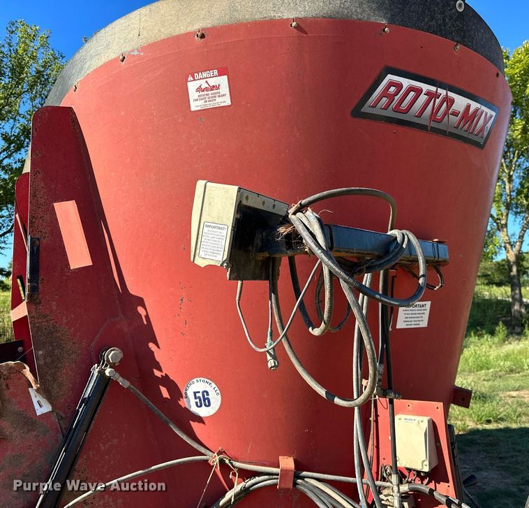 image for item OG9157 RotoMix  425 VXT feed mixer