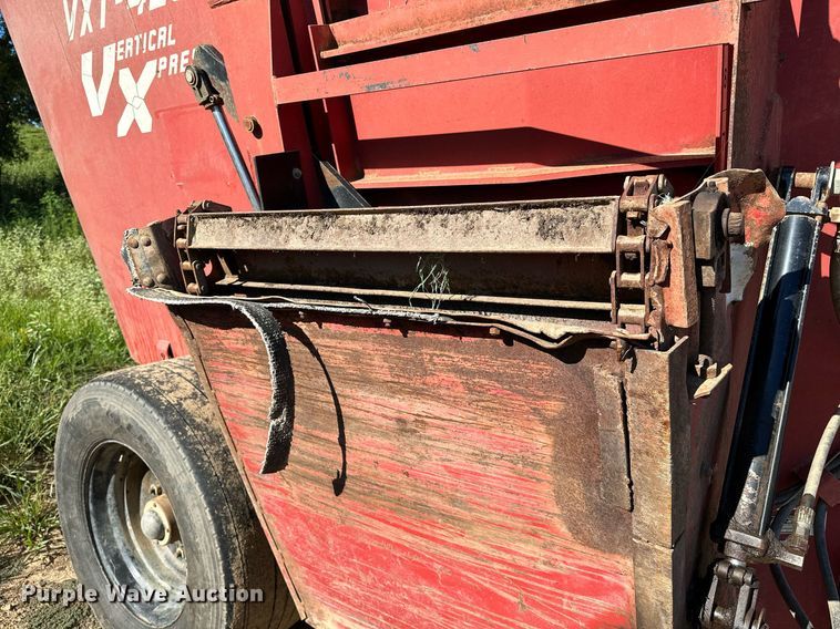 image for item OG9157 RotoMix  425 VXT feed mixer