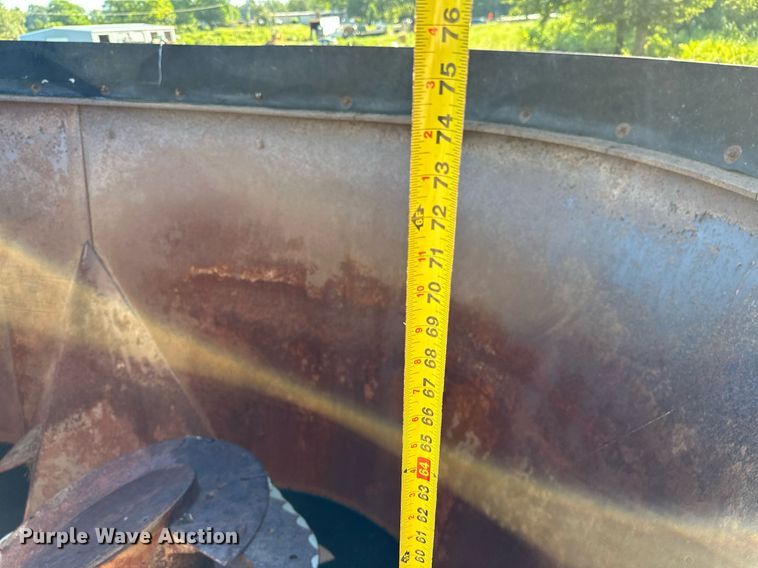 image for item OG9157 RotoMix  425 VXT feed mixer