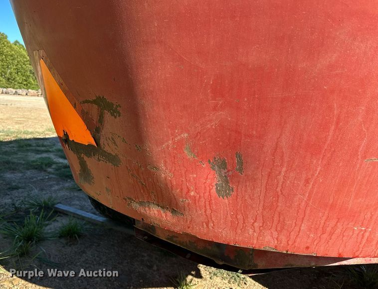 image for item OG9157 RotoMix  425 VXT feed mixer