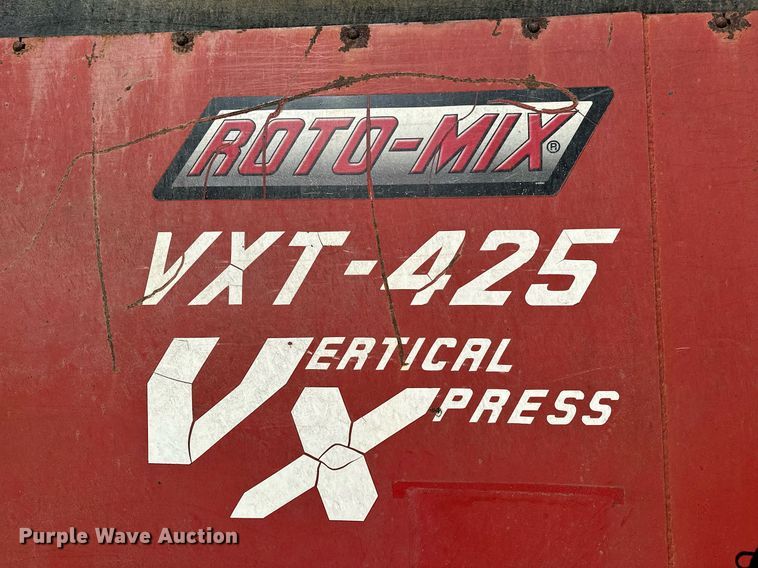 image for item OG9157 RotoMix  425 VXT feed mixer