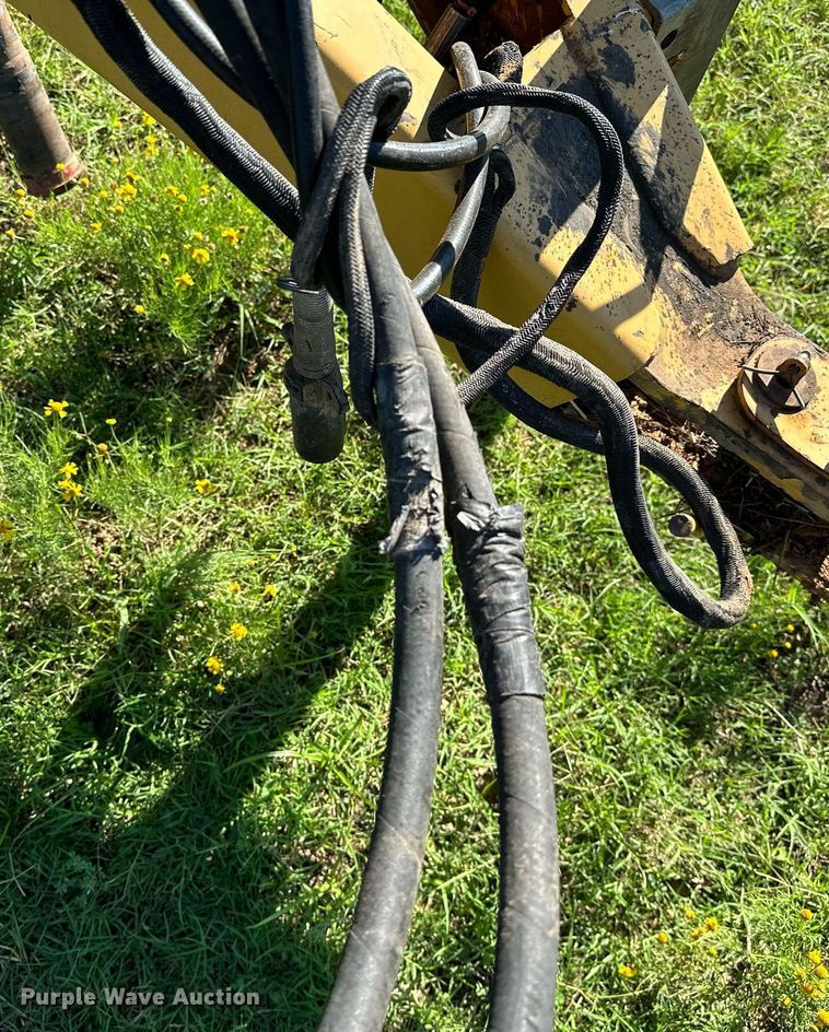 image for item OG9159 2013 Vermeer 604 Super M  round baler