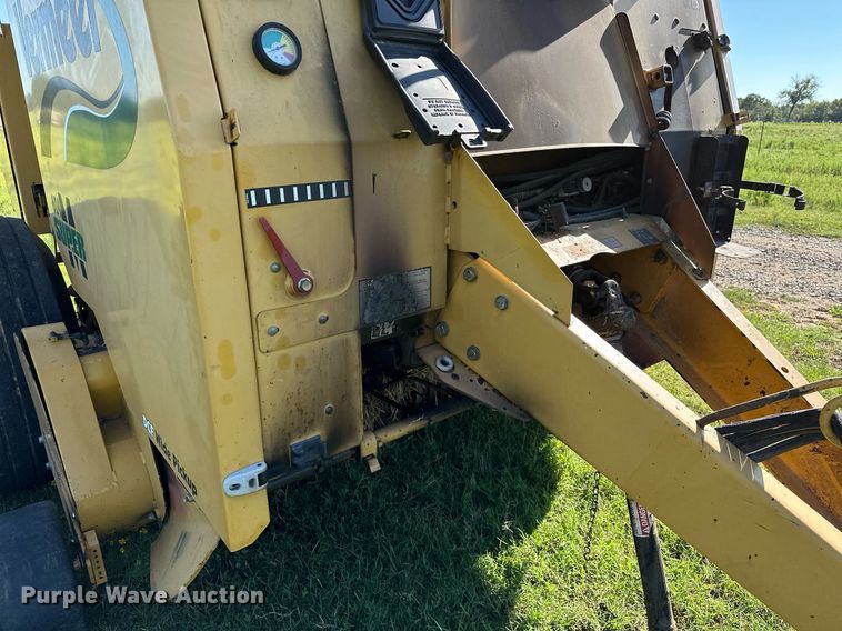 image for item OG9159 2013 Vermeer 604 Super M  round baler