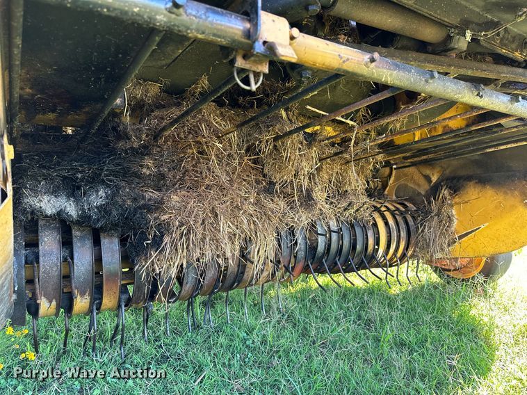 image for item OG9159 2013 Vermeer 604 Super M  round baler