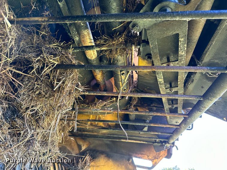 image for item OG9159 2013 Vermeer 604 Super M  round baler