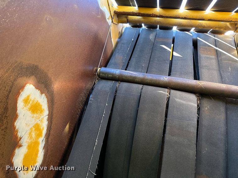 image for item OG9159 2013 Vermeer 604 Super M  round baler