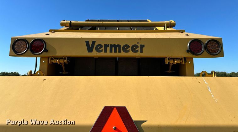 image for item OG9159 2013 Vermeer 604 Super M  round baler