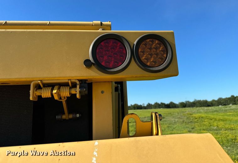 image for item OG9159 2013 Vermeer 604 Super M  round baler