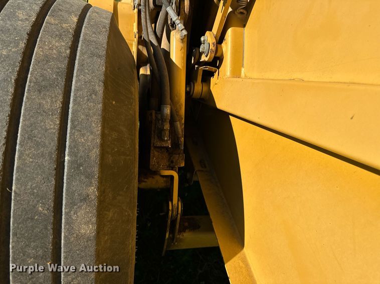 image for item OG9159 2013 Vermeer 604 Super M  round baler