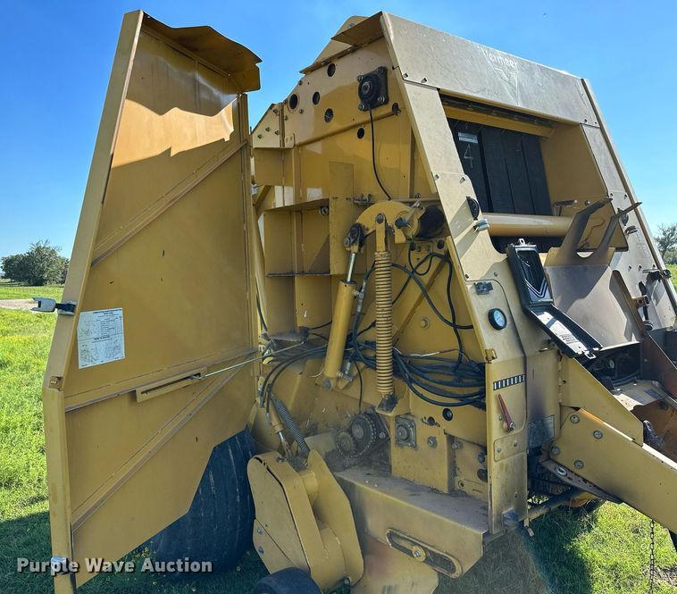 image for item OG9159 2013 Vermeer 604 Super M  round baler