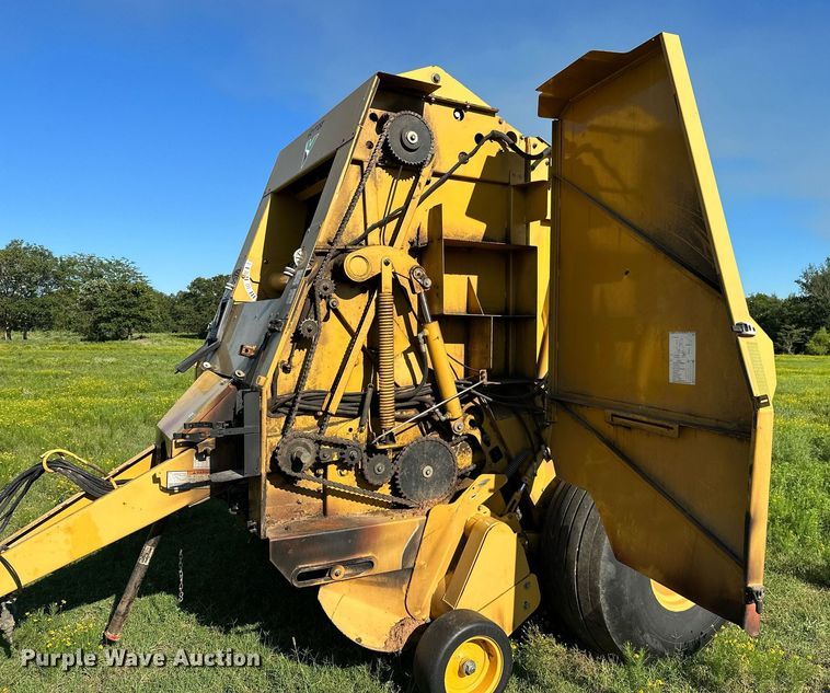 image for item OG9159 2013 Vermeer 604 Super M  round baler