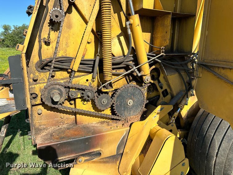 image for item OG9159 2013 Vermeer 604 Super M  round baler